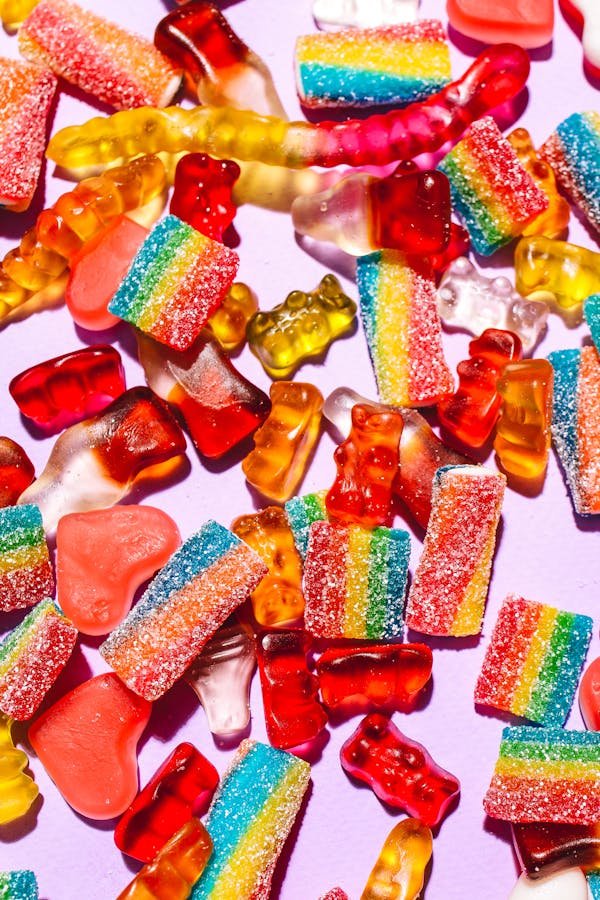Découvrez les meilleurs gummies cheveux pour une belle crinière